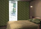 緑色のインテリア例：寝室